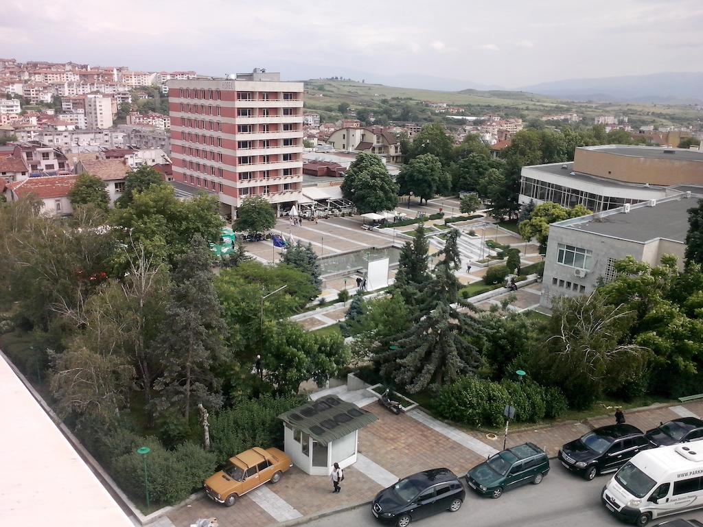 Family Hotel Ambrozia Sandanski Exterior foto
